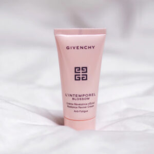 الرئيسة given skin toner