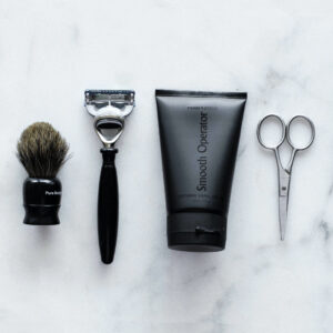 الرئيسة shaving kit